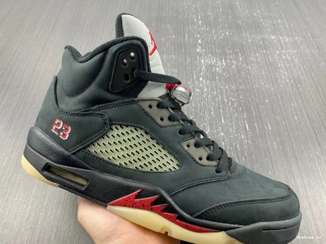 Retro Gore-Tex DR0092-001 Off-Noir Jordan 5 0410